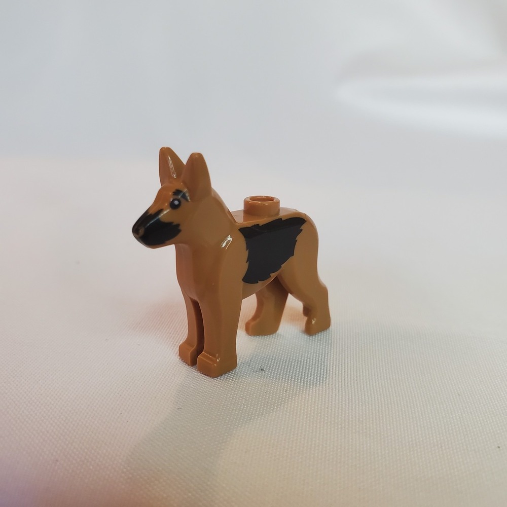 Genuine LEGO Dog Pet Alsatian‎ German Shepherd Sides Minifigure Animal